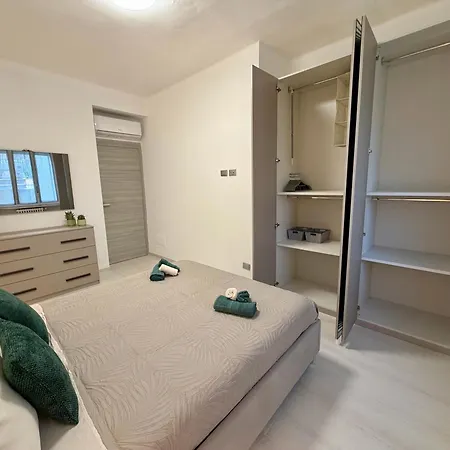 Wake To - Arona, Maggiore *